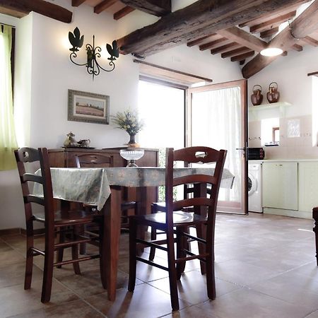 Agriturismo Castello Delle Fornaci - Private Jacuzzi 아르치도소 외부 사진