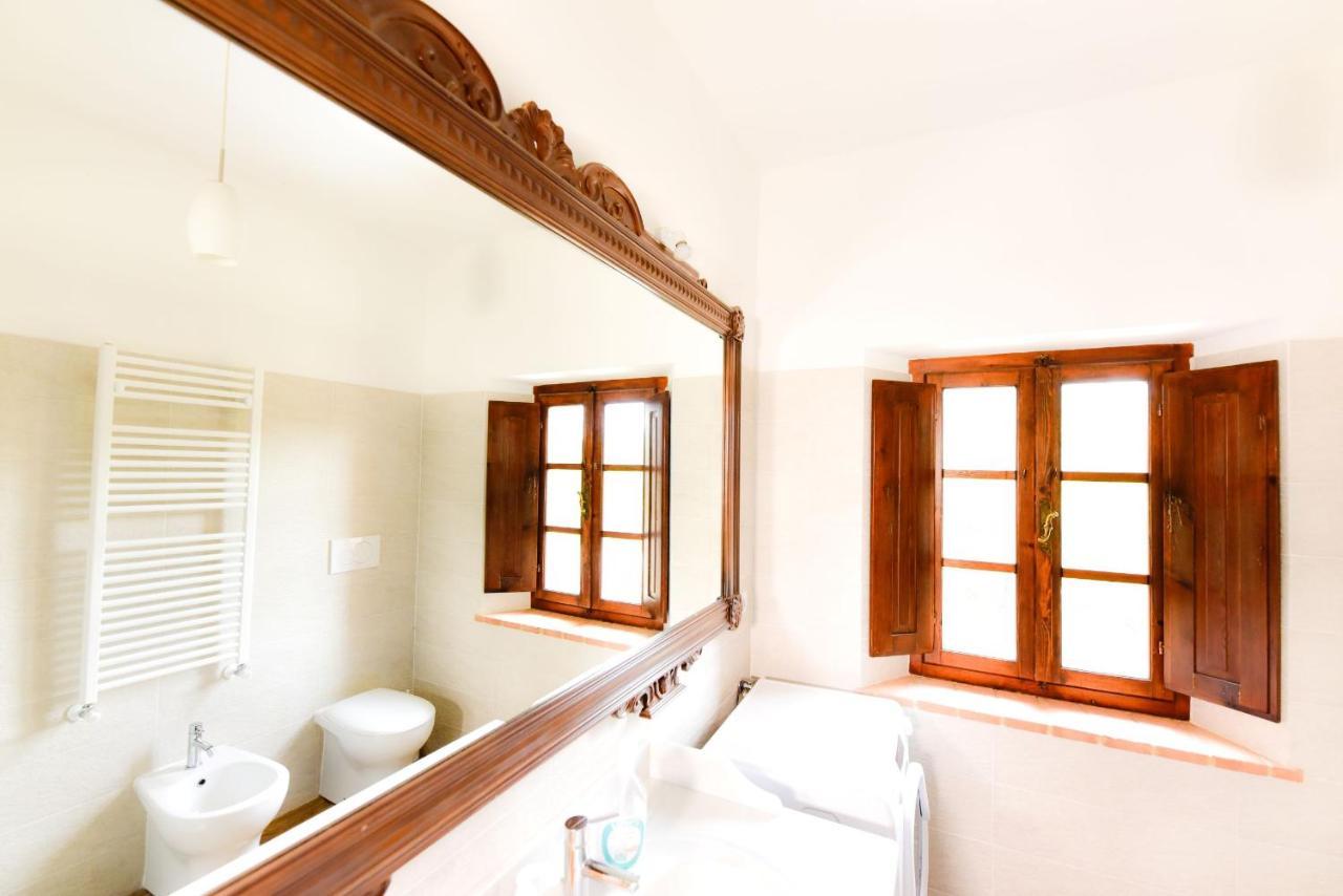 Agriturismo Castello Delle Fornaci - Private Jacuzzi 아르치도소 외부 사진