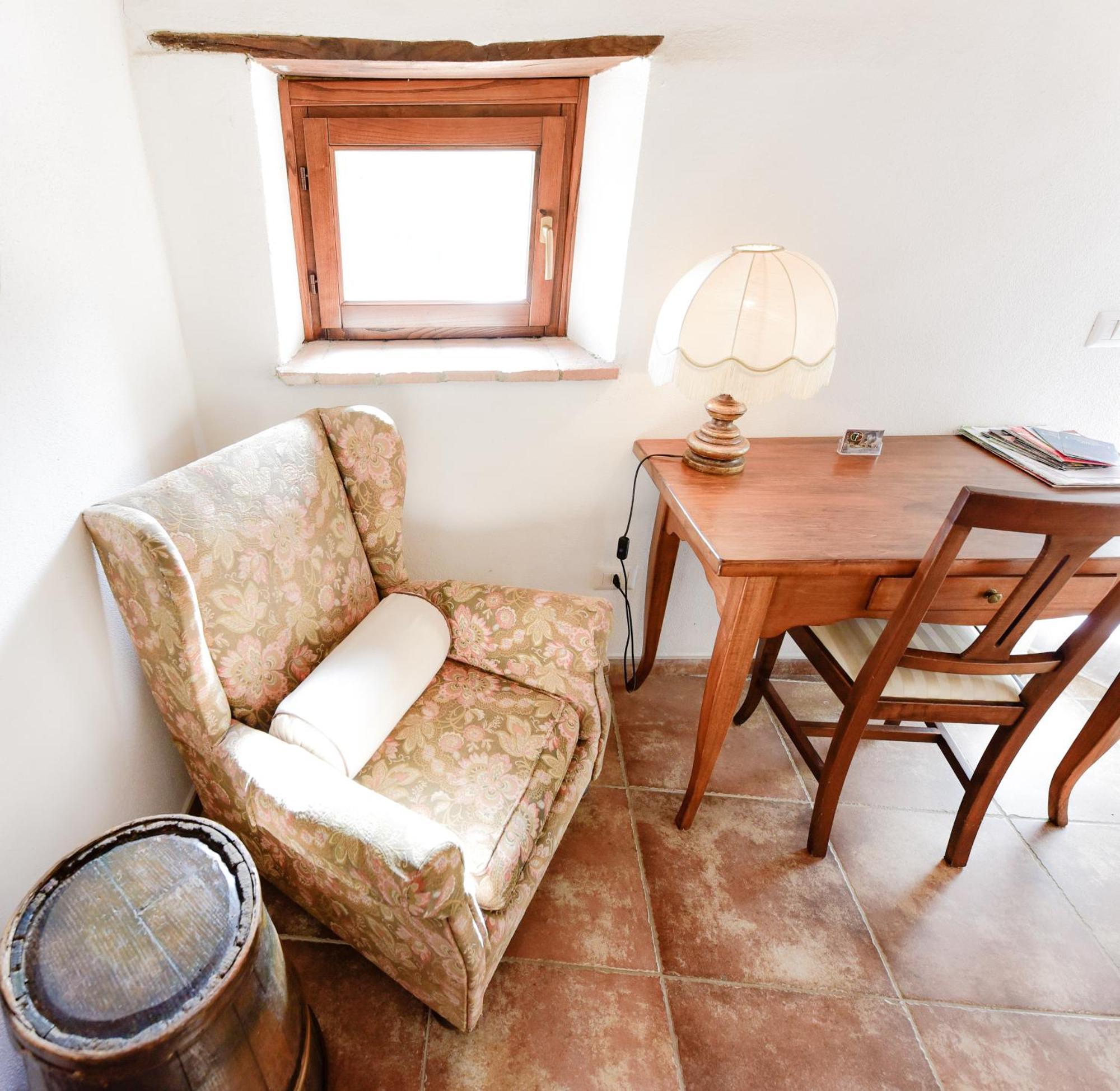 Agriturismo Castello Delle Fornaci - Private Jacuzzi 아르치도소 외부 사진